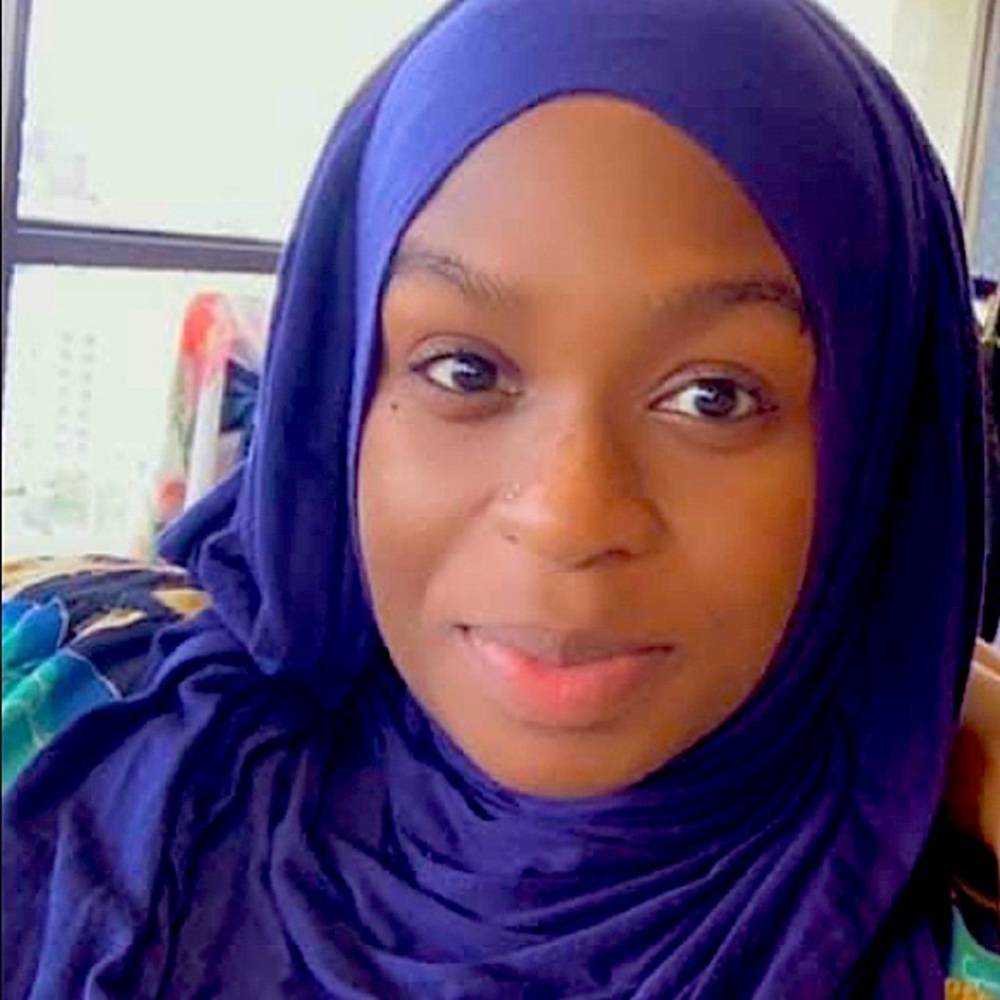 Meet your Posher, Aamina